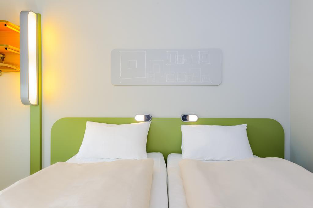 Ibis Budget Concarneau Eksteriør billede
